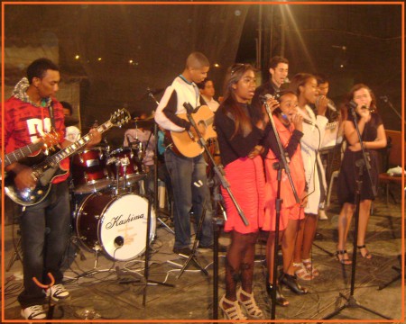 Equipe de Louvor - Adolevitas